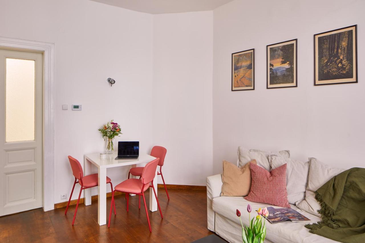 Prague Days - 1Bdr Apt W Netflix - Zizkov Tower Luaran gambar